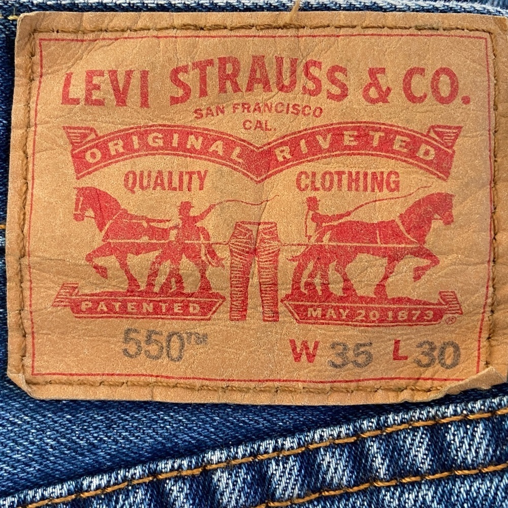 Levi’s 550 Relaxed Fit Men’s Jean Medium Stone Wash Non Stretch Size 35 x 30 - Picture 5 of 9